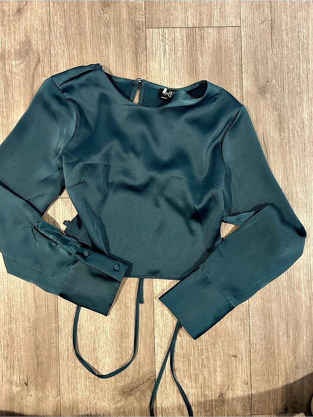 Lace-Up long sleeve 10Blouse in Green Small Like New